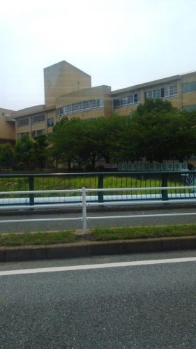 箱崎清松中学校