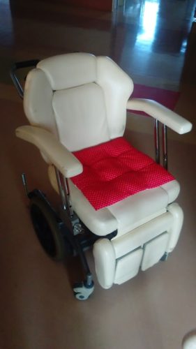 訪問カット車椅子